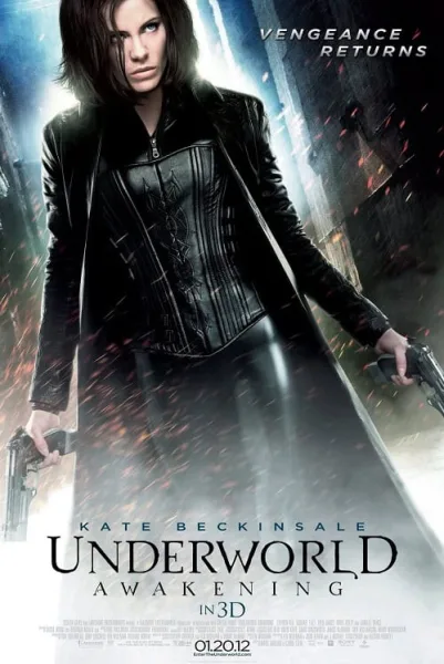 Underworld 4 Awakening (2012) สงครามโค่นพันธุ์อสูร 4 กำเนิดใหม่ราชินีแวมไพร์ โปสเตอร์